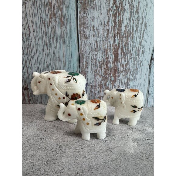 Marble Elephant Figurine Set With Floral Inlay Design - Picture 6 of 9